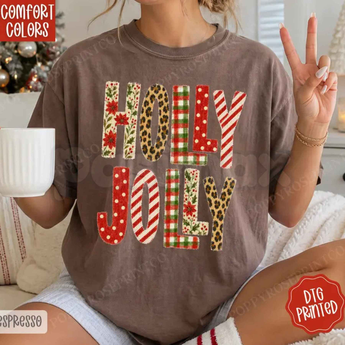 Comfort Colors® Holly Jolly T-Shirt – Trendy Women's Christmas Graphic Tee, Retro Festive Holiday Unisex Top & Gift-Pasimax