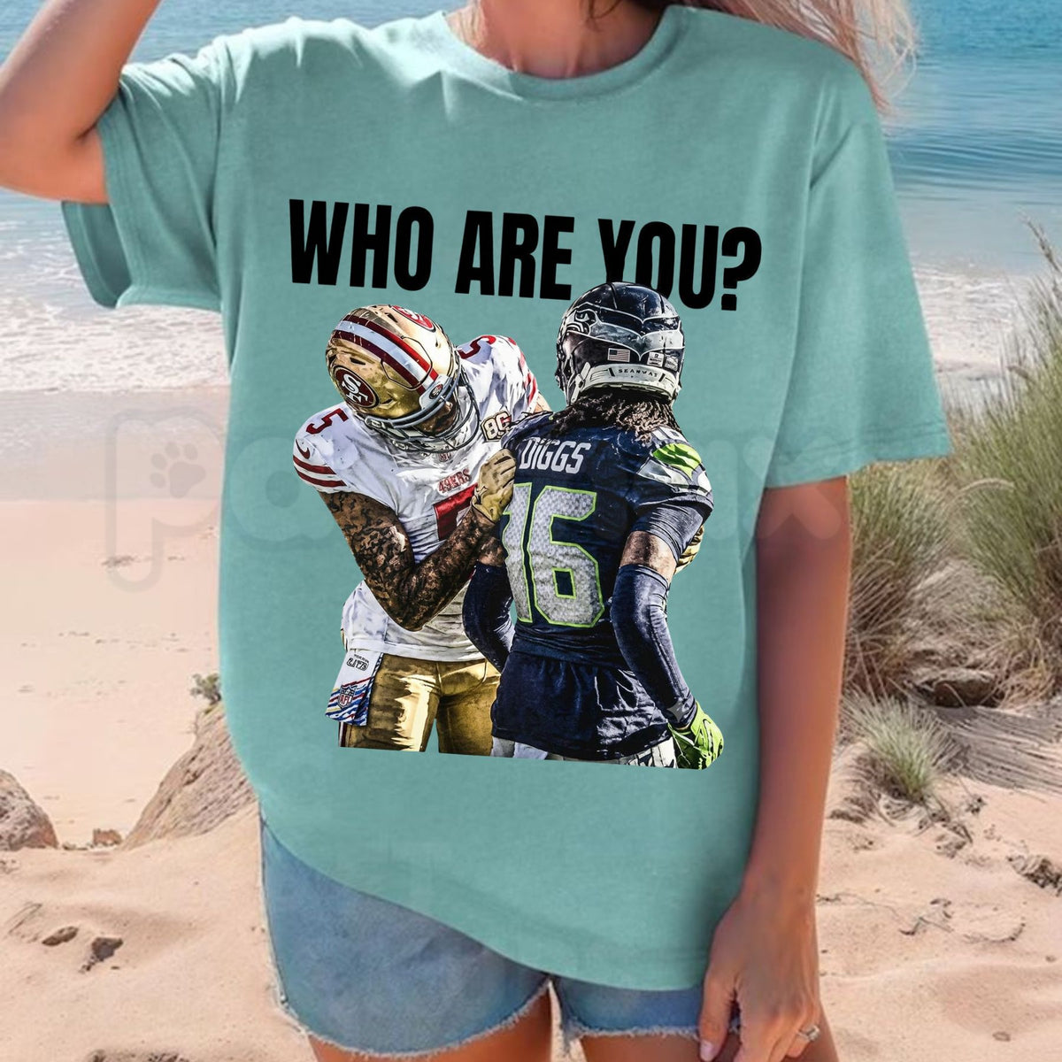 Comfort Colors® Mike Evans Who Are You Football T-Shirt – Retro Wide Receiver Graphic Tee, Vintage Gameday Unisex Top & Sports Gift-Pasimax