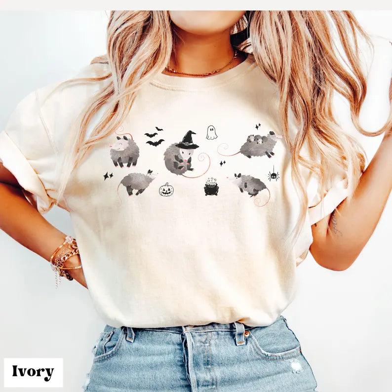 Comfort Colors® Possum Halloween T-Shirt – Spooky Opossum Graphic Tee, Cute Animal Lover Unisex Top & Gift-Pasimax