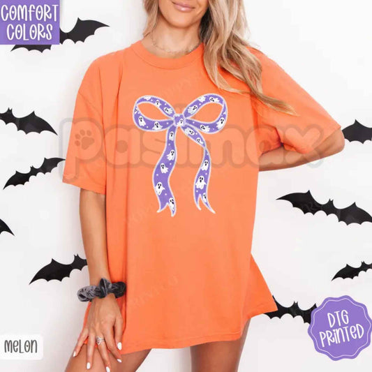 Comfort Colors® Purple Ghost Bow T-Shirt – Retro Spooky Season Coquette Aesthetic Graphic Tee, Vintage Halloween Unisex Top-Pasimax