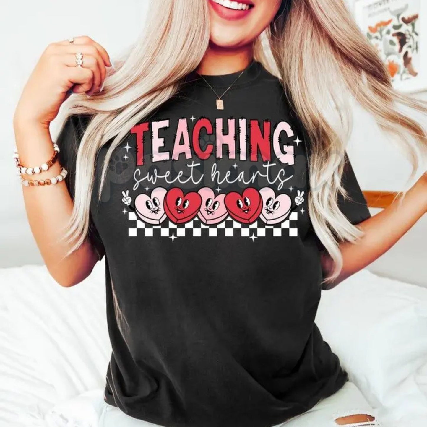 Comfort Colors® Retro "One Sweet Teacher" Valentine’s Day T-Shirt – Groovy Teaching Sweethearts Tee, Vintage Aesthetic Educator Shirt, School Heart Graphic Top-Pasimax