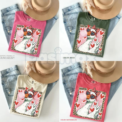 Comfort Colors® "Silly Goose in Love" T-Shirt – Leopard Heart Valentine Goose Tee, Aesthetic Animal Graphic Top, Trendy Coquette Goose Lover Shirt-Pasimax