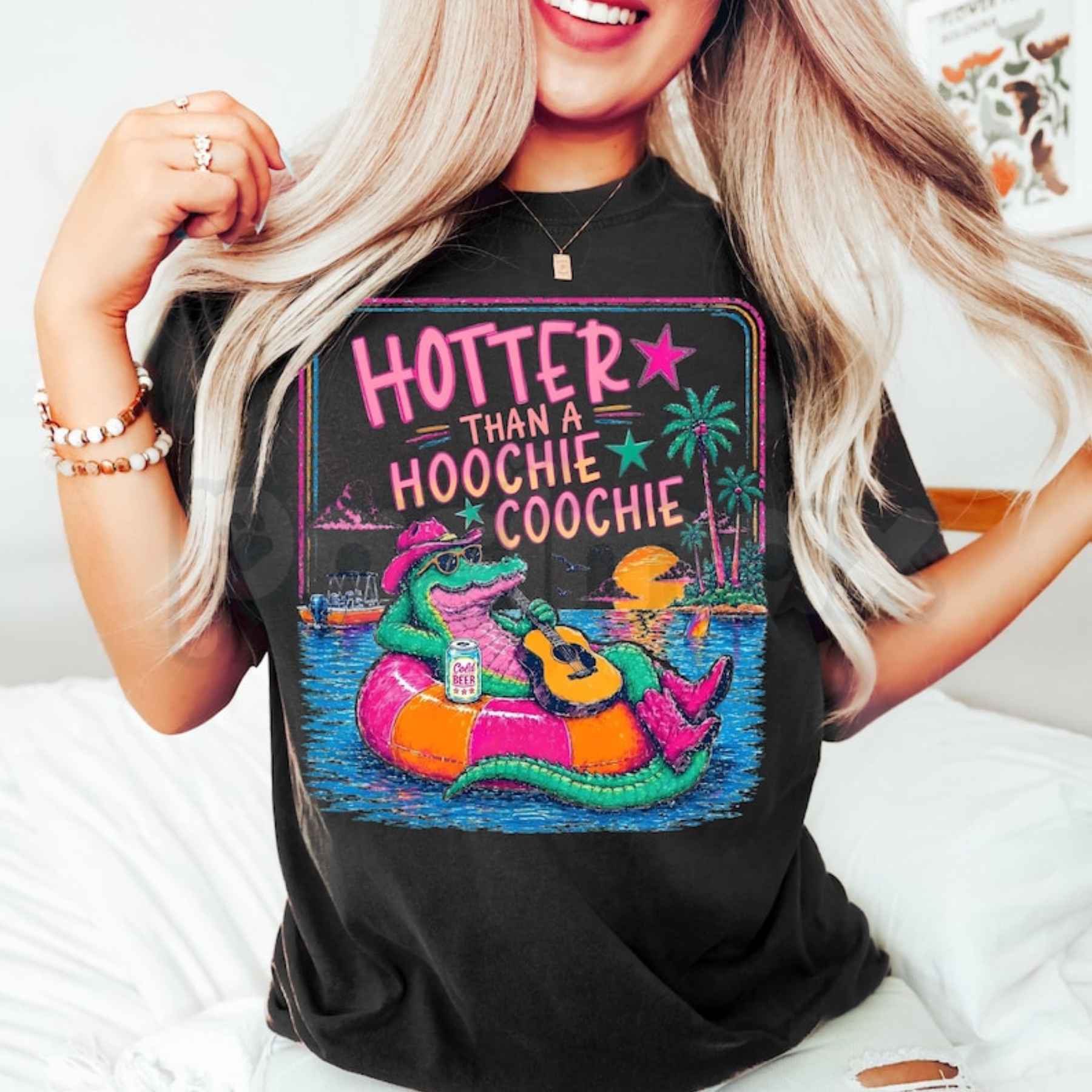 Comfort Colors® "Super Hot Summer" Crocodile Vacation T-Shirt – Funny Alligator Beach Graphic Tee, Retro Aesthetic Holiday Vibes Unisex Top-Pasimax