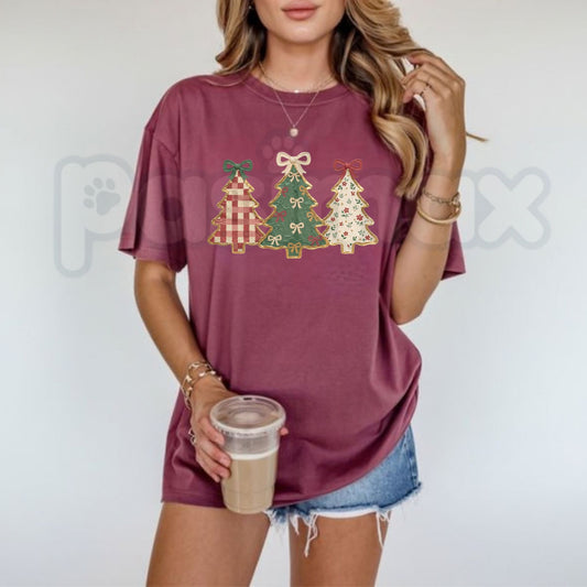 Comfort Colors® Three Trees Christmas T-Shirt – Retro Minimalist Pines Graphic Tee, Vintage Holiday Unisex Top & Winter Gift-Pasimax