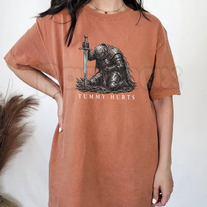 Comfort Colors® Tummy Hurts Knight T-Shirt – Funny Dark Fantasy Graphic Tee, Medieval Melancholy Unisex Top & Gift-Pasimax