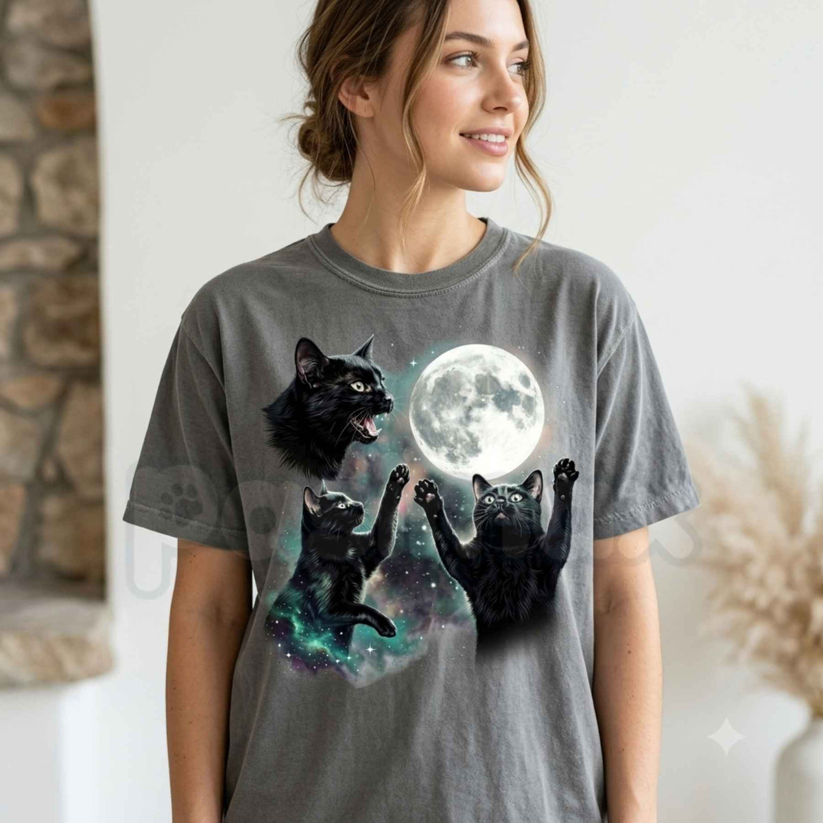Comfort Colors® Vintage Black Cat Moon T-Shirt – Celestial Kitty Graphic Tee, Spooky Gothic Animal Unisex Top & Gift-Pasimax