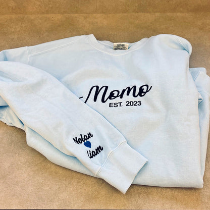 Custom Embroidered Auntie Sweatshirt with Heart, Unique Gift for Aunt