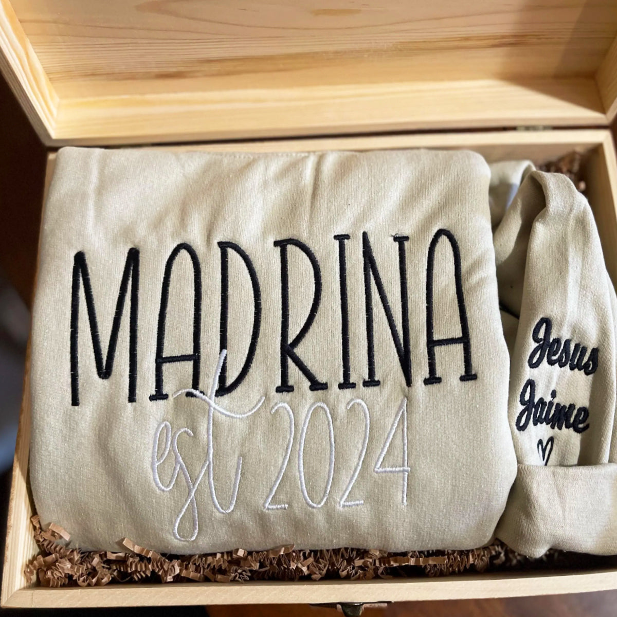 Custom Embroidered Madrina Sweatshirt Hoodie with Names on The Sleeve