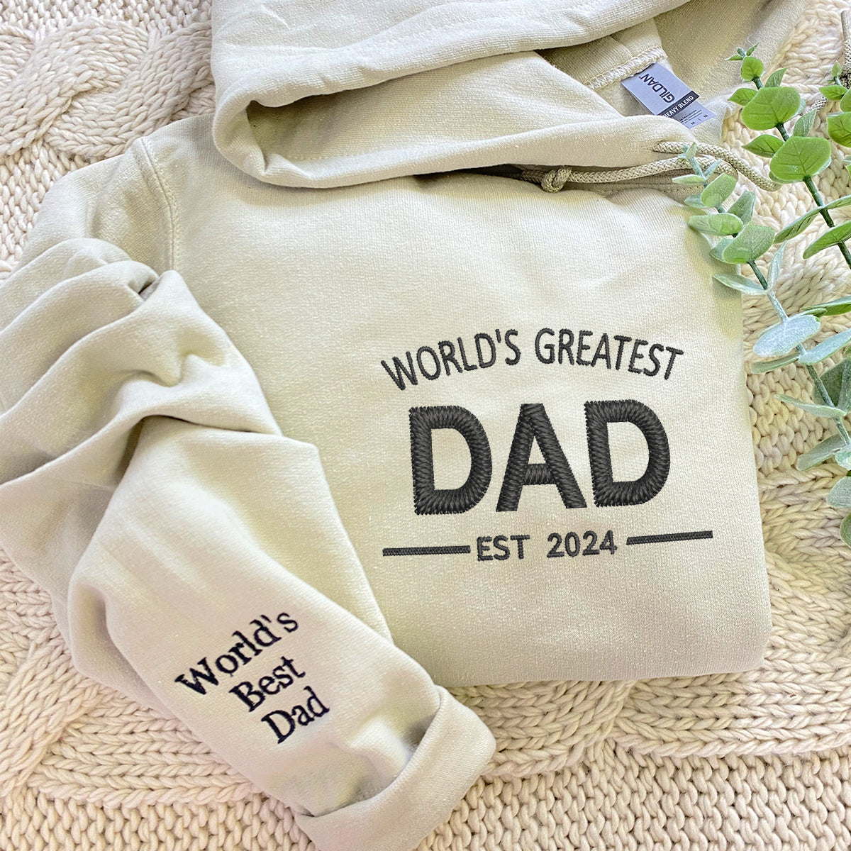 Custom Embroidered World's Greatest Dad Sweatshirt Hoodie, Father's Day Gift for Dad