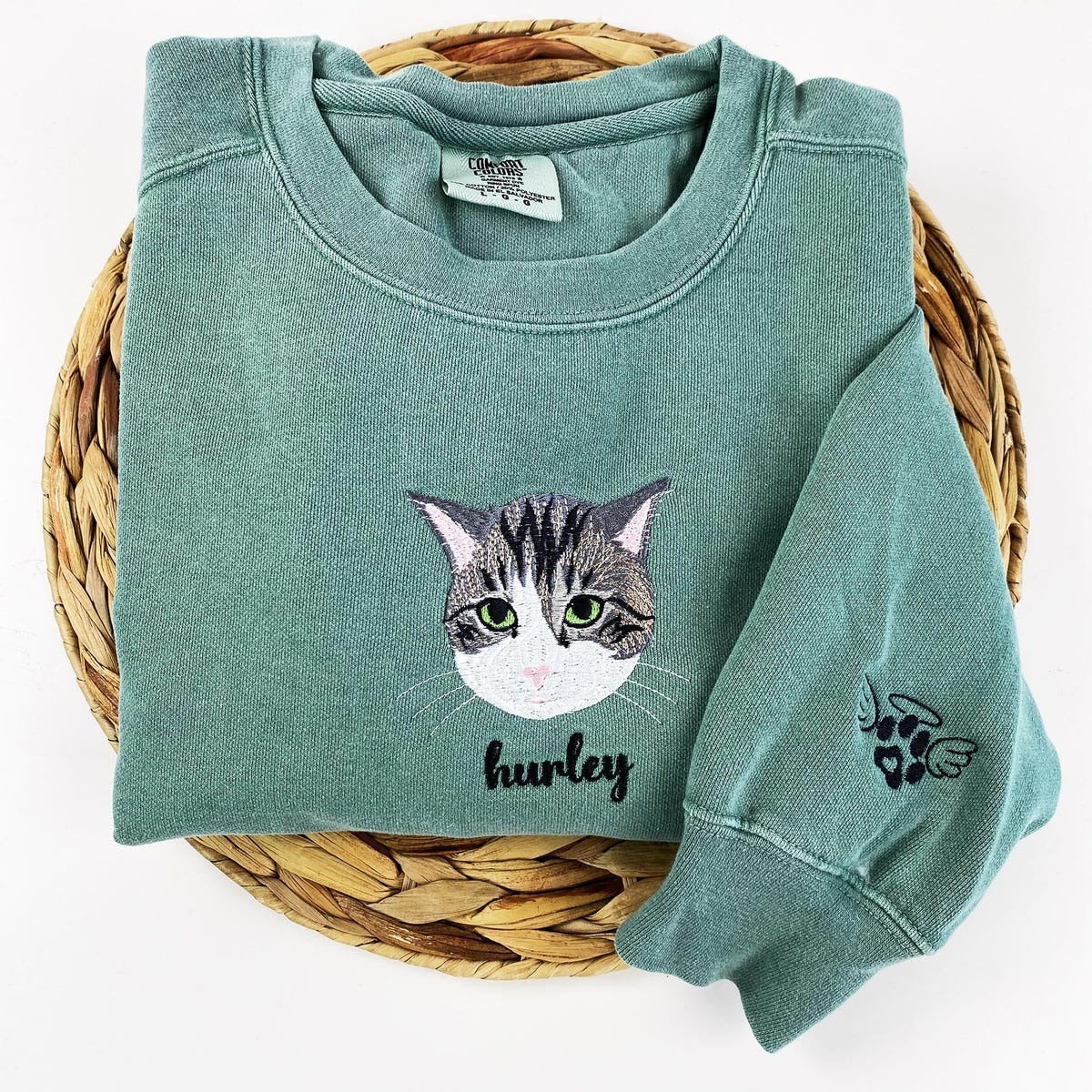 Custom Pet Embroidered Sweatshirt – Personalized Pet Face Sweatshirt for Dog & Cat Lovers, Unique Gift Idea