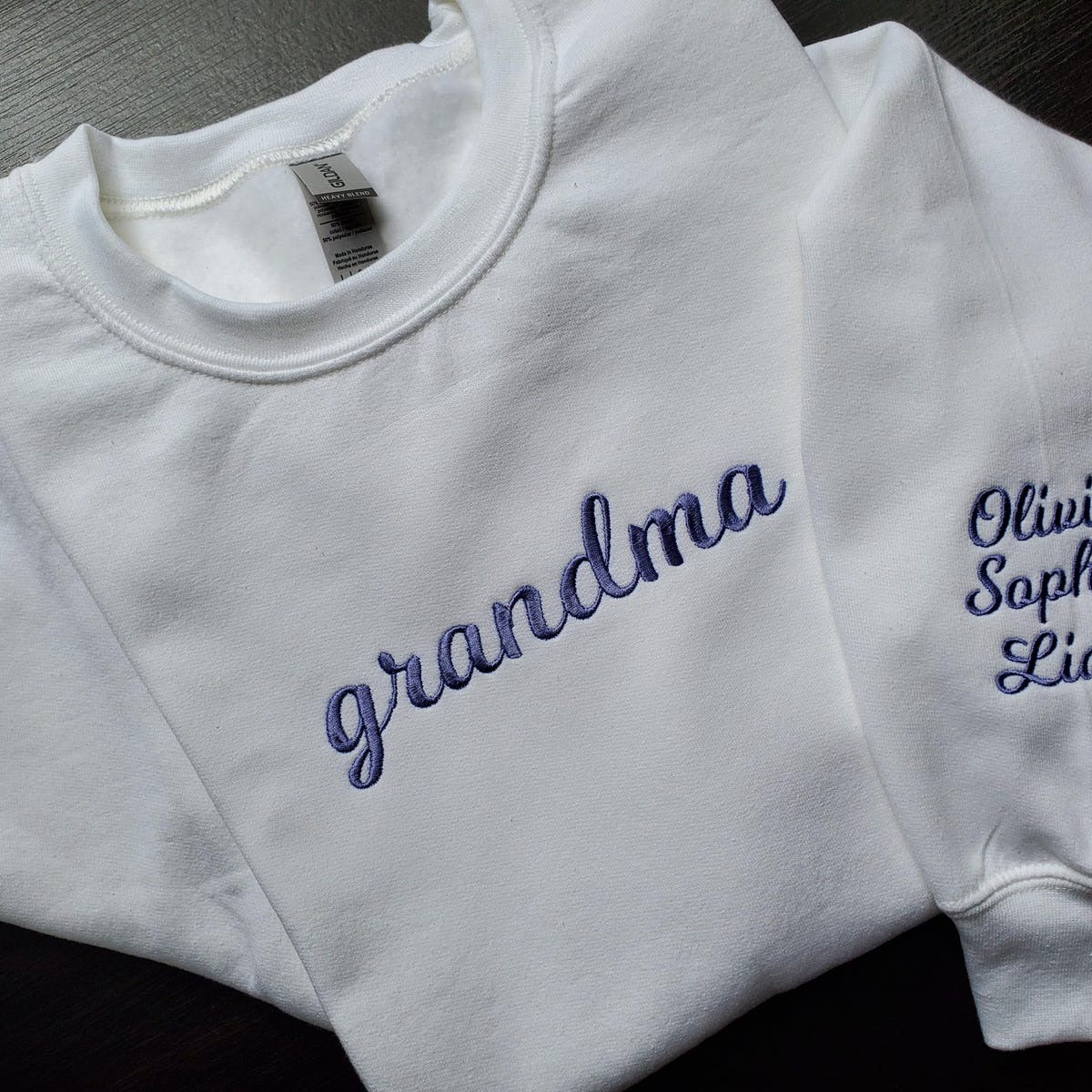 Custom Embroidered Grandma Sweatshirt – A Cozy Keepsake for Grandma
