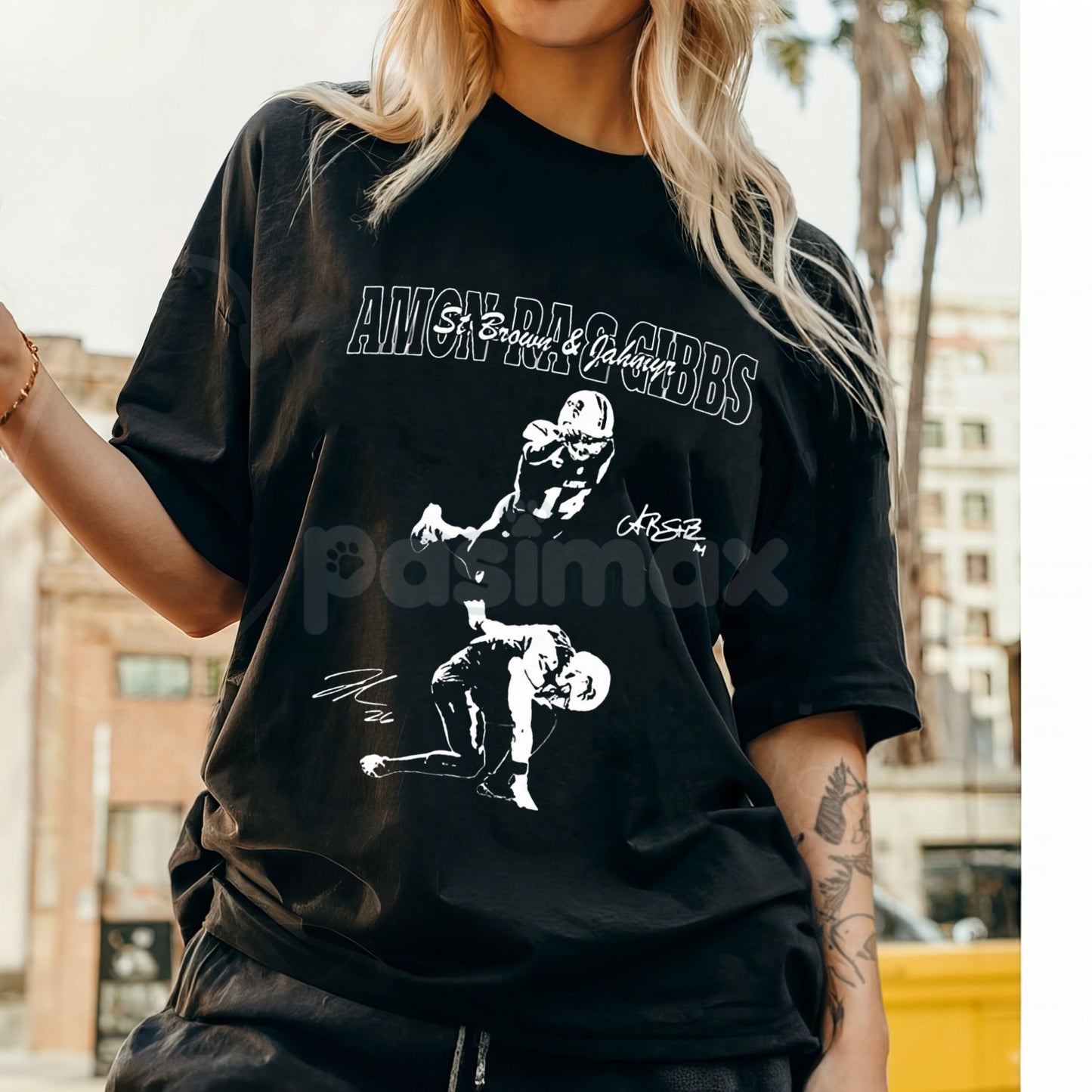 Detroit's Dynamic Duo T-Shirt - Gibbs & St. Brown Vintage 90s Throwback Tee, Star Player Football Fan Gear, NFL Collectible Apparel-Pasimax