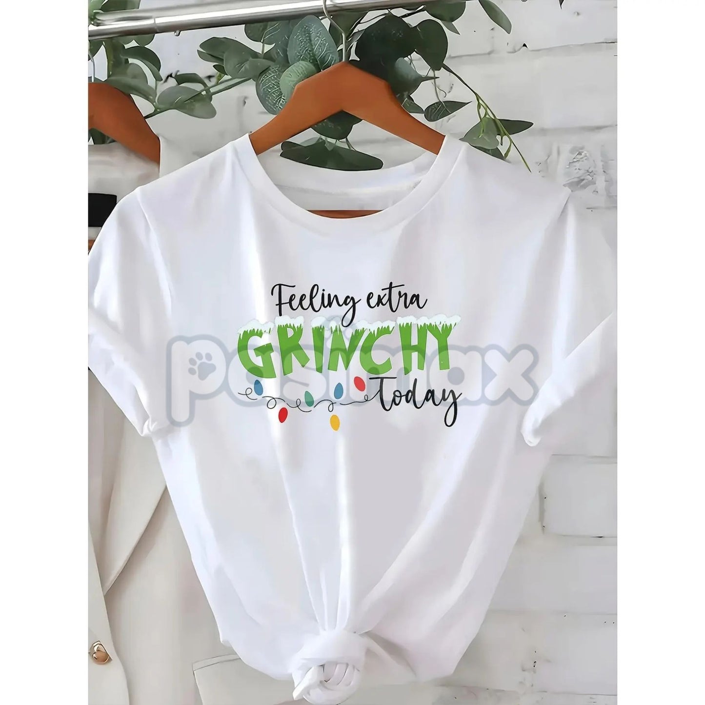 Feeling Grinchy Today T-Shirt – Funny Dr. Seuss Inspired Christmas Graphic Tee, Holiday Humor Shirt for Men & Women-Pasimax