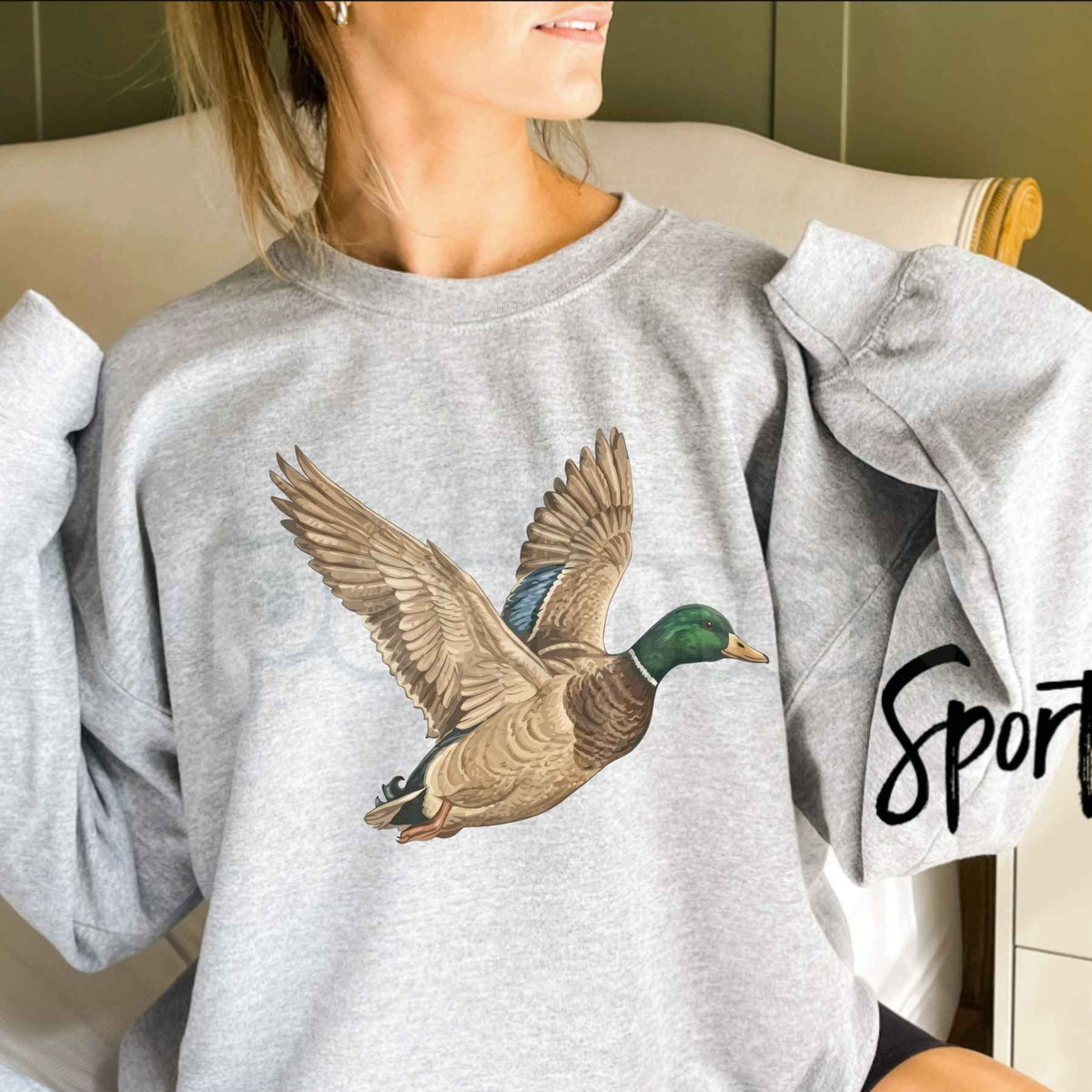 Flying Mallard Graphic Sweatshirt | Vintage Outdoor Wildlife Duck Crewneck-Pasimax