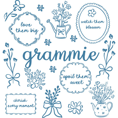 Comfort Colors® Custom Floral Grandma T-Shirt – Personalized Floral Mama Shirt, Aesthetic Wildflower Grandmother Gift, Trendy Spring Garden Tee