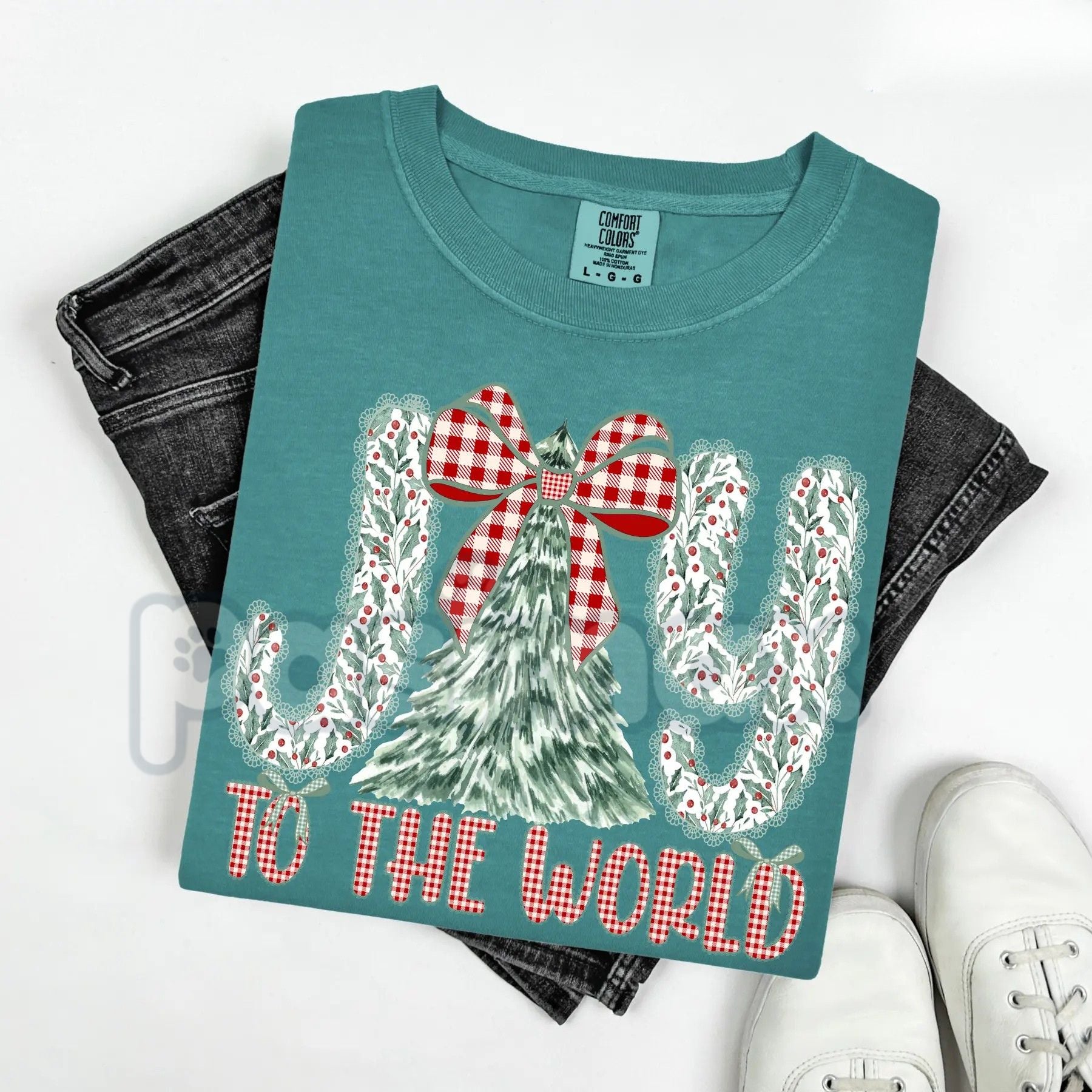 Holly Berry Joy Comfort Colors® T-Shirt – Vintage Christmas Holiday Tee, Festive Holly Graphic Shirt-Pasimax