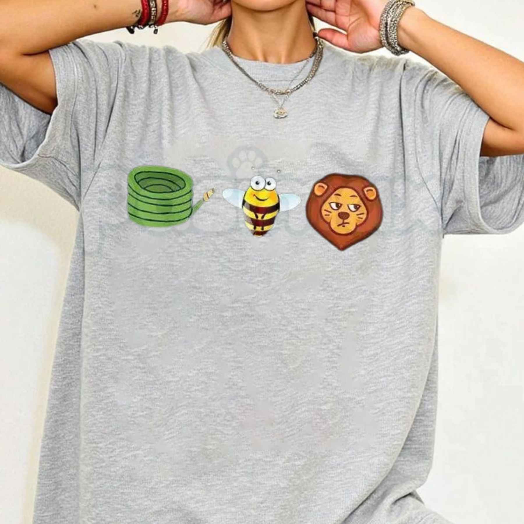 Hose Bee Lion Graphic T-Shirt – Funny Wordplay Animal Pun Mens Cotton Short Sleeve Tee-Pasimax