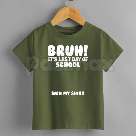 "Last Day Of School Sign My Shirt" Kids Tee – Interactive Class of 2026 Graphic Top, Remastered Heavy Cotton Student Keepsake Shirt, Soft Lived-In Graduation Party Apparel, Made in USA-Pasimax
