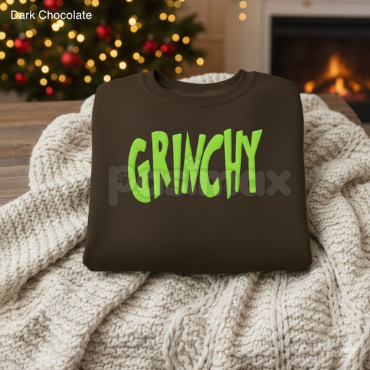 Minimalist GRINCHY Sweatshirt – I'm Only Here For The Presents Holiday Crewneck-Pasimax