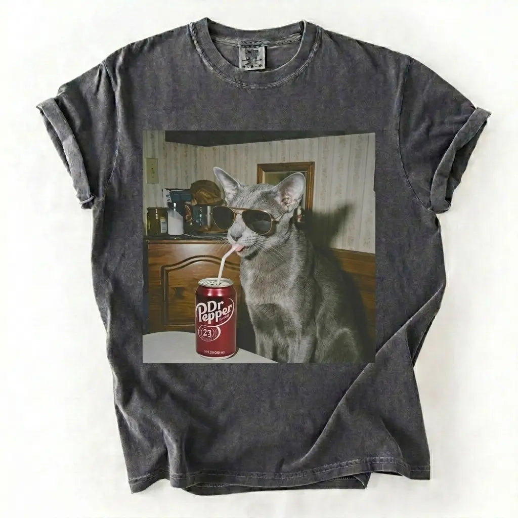 Comfort Colors® Vintage Cat Breeds Drinking Soda T-Shirt – Retro 90s Funny Edgy Cat Meme Graphic Tee, Aesthetic Quirky Animal Lover Unisex Top