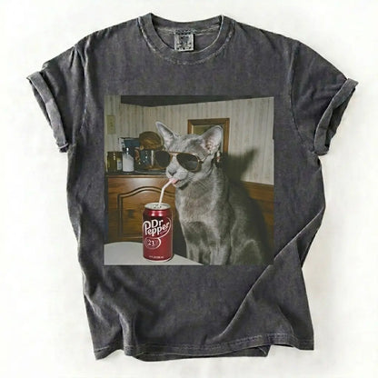 Comfort Colors® Vintage Cat Breeds Drinking Soda T-Shirt – Retro 90s Funny Edgy Cat Meme Graphic Tee, Aesthetic Quirky Animal Lover Unisex Top