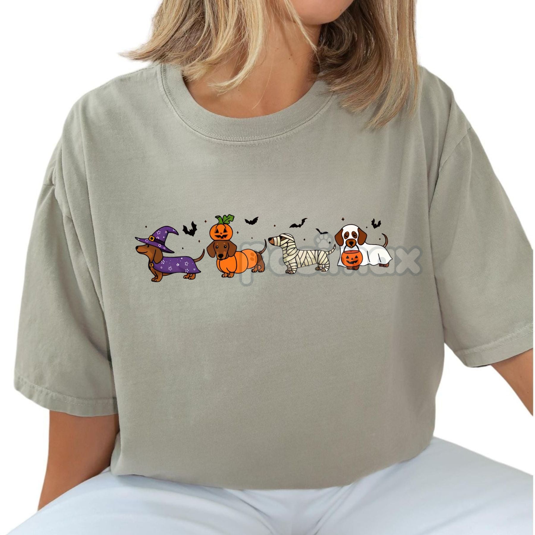 Retro Dachshund Ghost Shirt – Comfort Colors® Halloween Dog Owner Tee, Vintage Spooky Wiener Dog Apparel, Dog Mama Gift-Pasimax