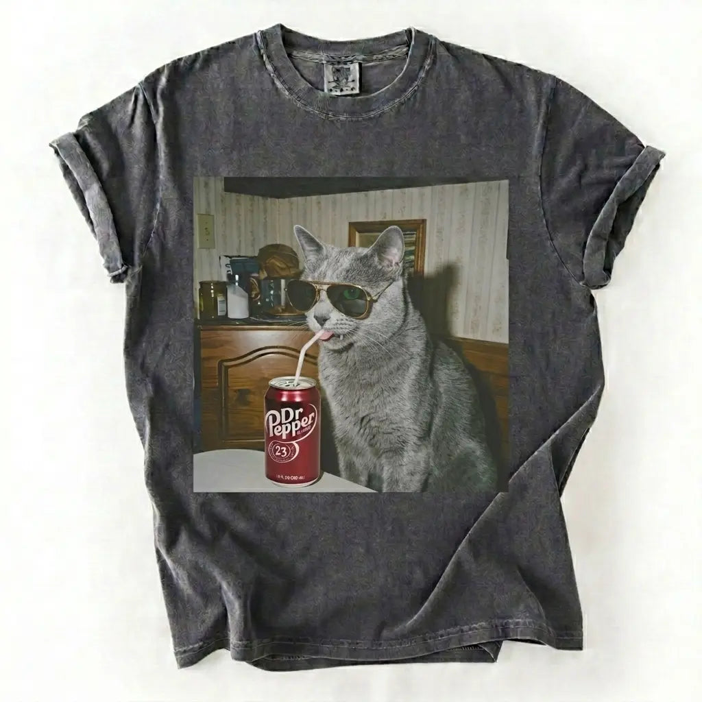 Comfort Colors® Vintage Cat Breeds Drinking Soda T-Shirt – Retro 90s Funny Edgy Cat Meme Graphic Tee, Aesthetic Quirky Animal Lover Unisex Top