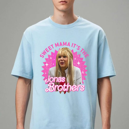"Sweet Mama It's The Jonas Brothers" 2005 T-Shirt - Vintage Pop Fan Apparel, Nostalgic Band Tee-Pasimax