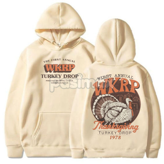 WKRP Turkey Drop 1978 Hoodie – Inaugural Thanksgiving Pullover, Cincinnati Sitcom Nostalgia-Pasimax