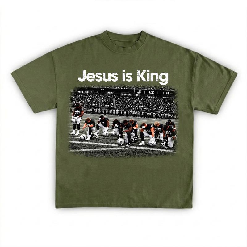 Vintage Jesus Is King Football Shirt – Retro Praying Team Graphic Unisex T-Shirt