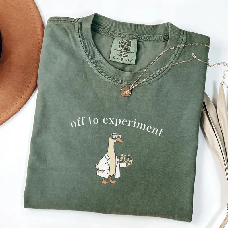 Comfort Colors® Funny Scientist Goose T-Shirt – Lab Assistant Bird Graphic Tee, Cute Science Lover & Mother's Day Gift Top