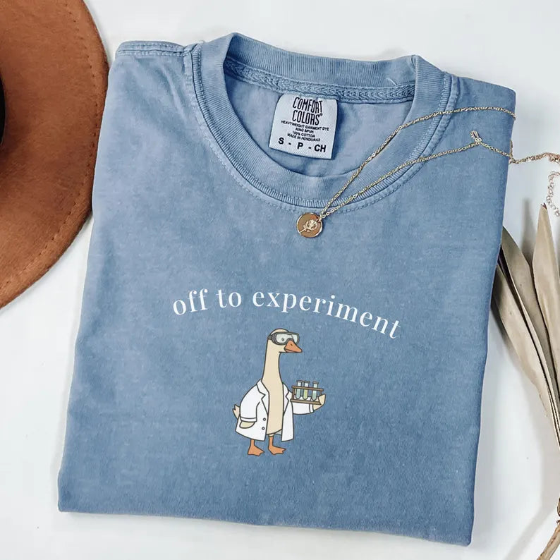Comfort Colors® Funny Scientist Goose T-Shirt – Lab Assistant Bird Graphic Tee, Cute Science Lover & Mother's Day Gift Top