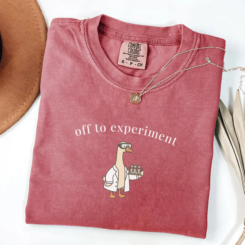 Comfort Colors® Funny Scientist Goose T-Shirt – Lab Assistant Bird Graphic Tee, Cute Science Lover & Mother's Day Gift Top