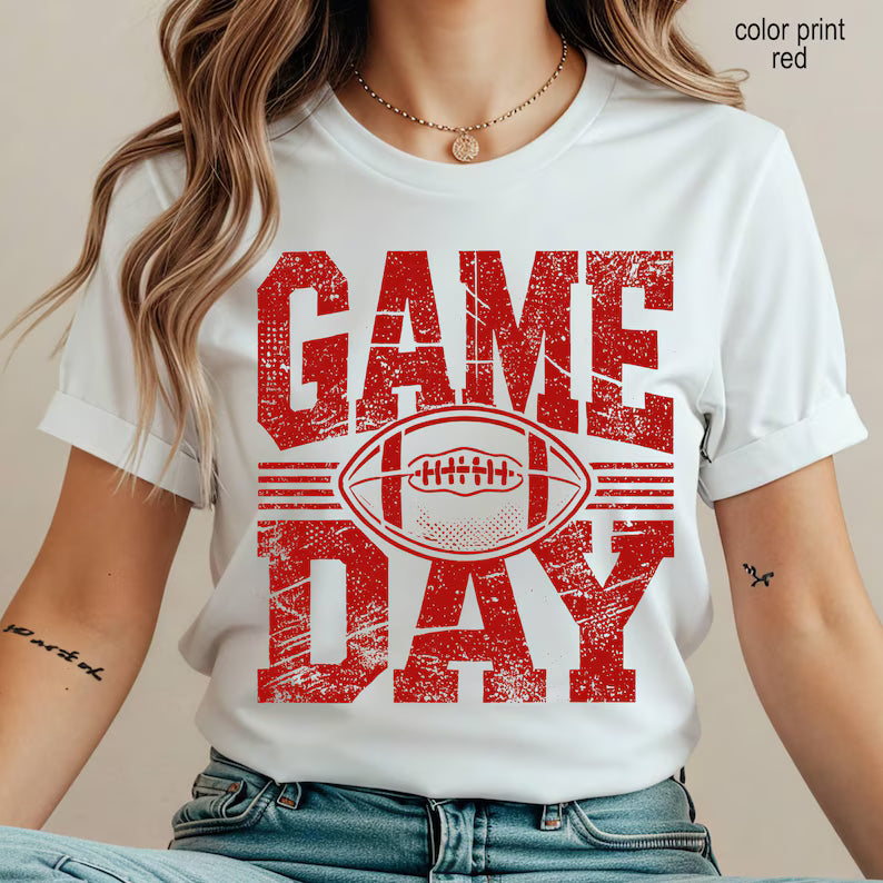 Comfort Colors® Football Season Game Day T-Shirt – Classic Sports Mom Graphic Tee, Fall Tailgate Unisex Top & Gift for Women