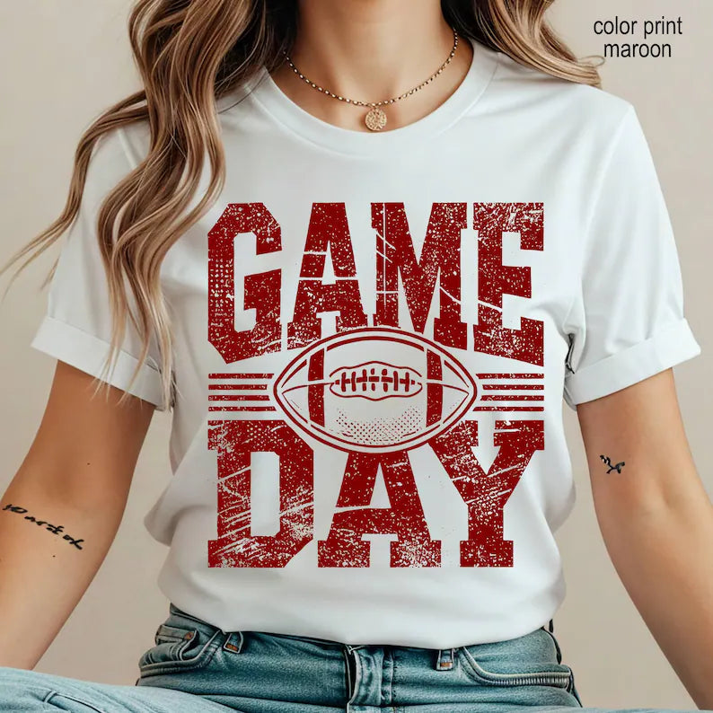 Comfort Colors® Football Season Game Day T-Shirt – Classic Sports Mom Graphic Tee, Fall Tailgate Unisex Top & Gift for Women